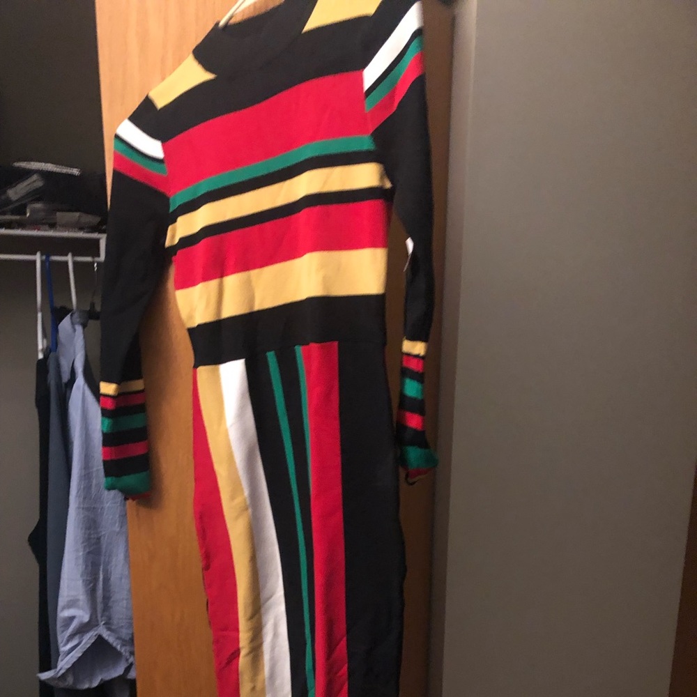 Dress - Picture 2 of 3